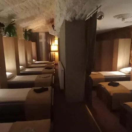 بيت ريفي Zajazd Albatros Rzeszow Pokoje Domki Apartamenty Spa *