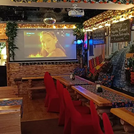 بيت ريفي Zajazd Albatros Rzeszow Pokoje Domki Apartamenty Spa رشيشوف
