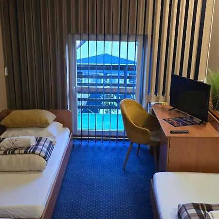 Zajazd Albatros Rzeszow Pokoje Domki Apartamenty Spa بيت ريفي