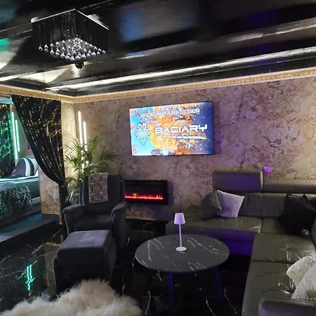بيت ريفي Zajazd Albatros Rzeszow Pokoje Domki Apartamenty Spa *
