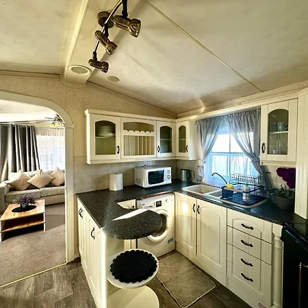 Zajazd Albatros Rzeszow Apartamenty Spa Hotel *