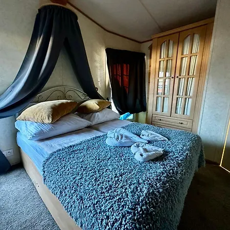Zajazd Albatros Rzeszow Pokoje Domki Apartamenty Spa رشيشوف