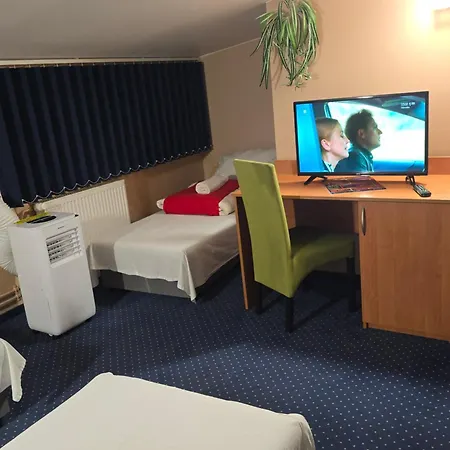 Zajazd Albatros Rzeszow Pokoje Domki Apartamenty Spa بيت ريفي رشيشوف