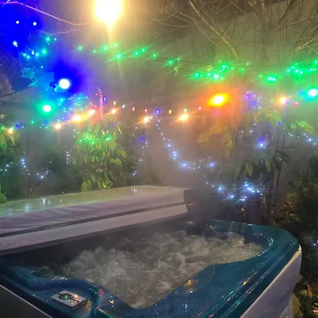 Zajazd Albatros Rzeszow Pokoje Domki Apartamenty Spa *