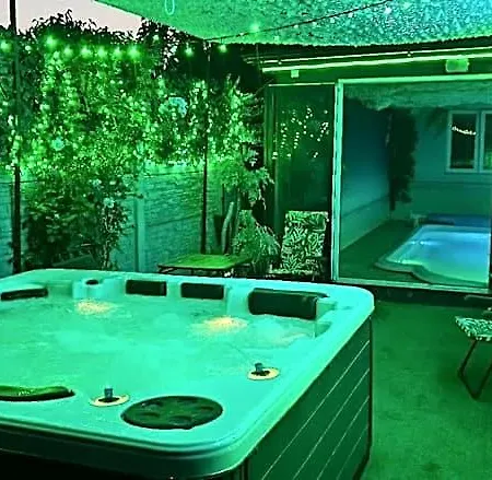 Gasthof Zajazd Albatros Rzeszow Pokoje Domki Apartamenty Spa *