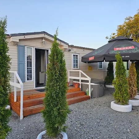 Zajazd Albatros Rzeszow Pokoje Domki Apartamenty Spa *
