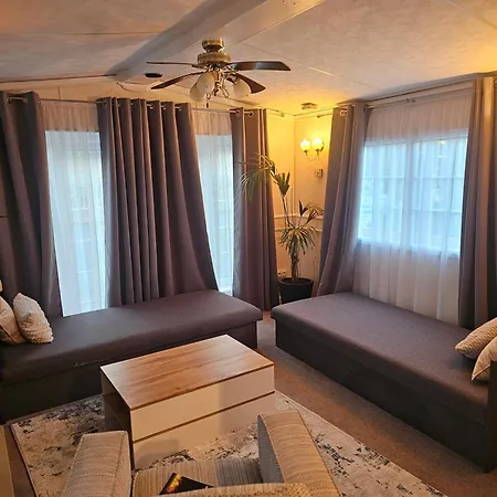 Inn Zajazd Albatros Rzeszow Pokoje Domki Apartamenty Spa